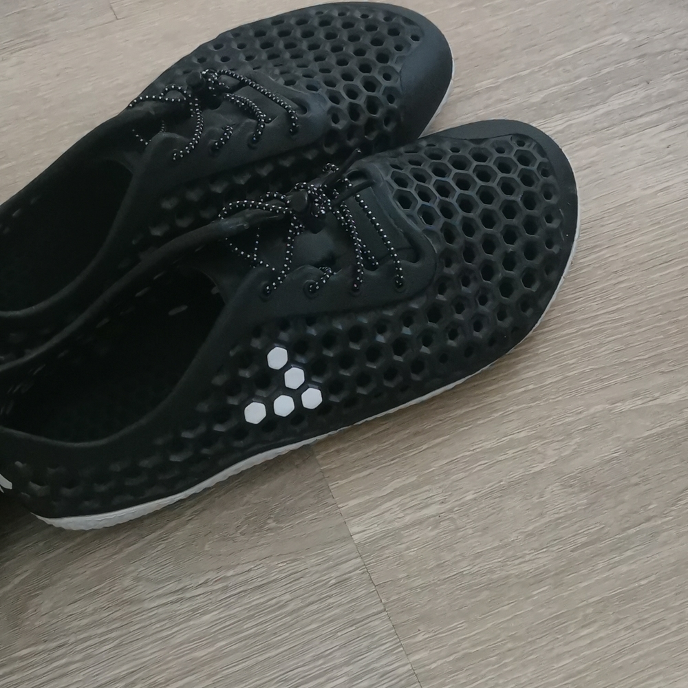 Vivobarefoot minimalist shoe bundle (size 43/10) - Picture 3 of 7